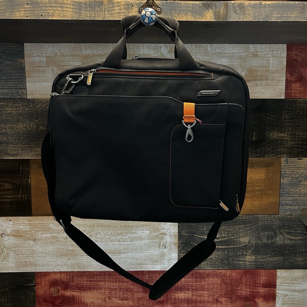 Briggs Riley VB923-4 Laptop Case Travelware Carry Black